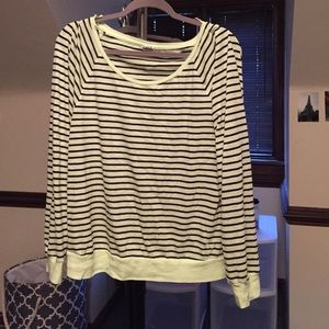 Lightweight Victoria's Secret Pink crew neck