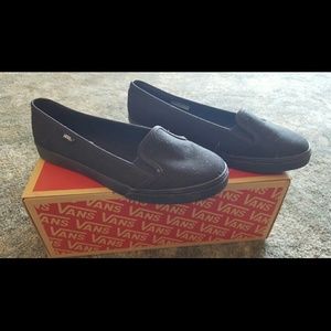 LIKE NEW - Women's Vans