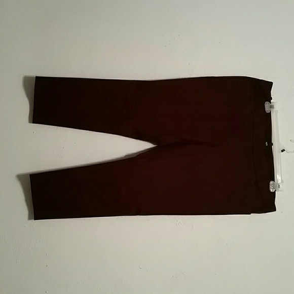 Beautiful Wine Capri dress pants