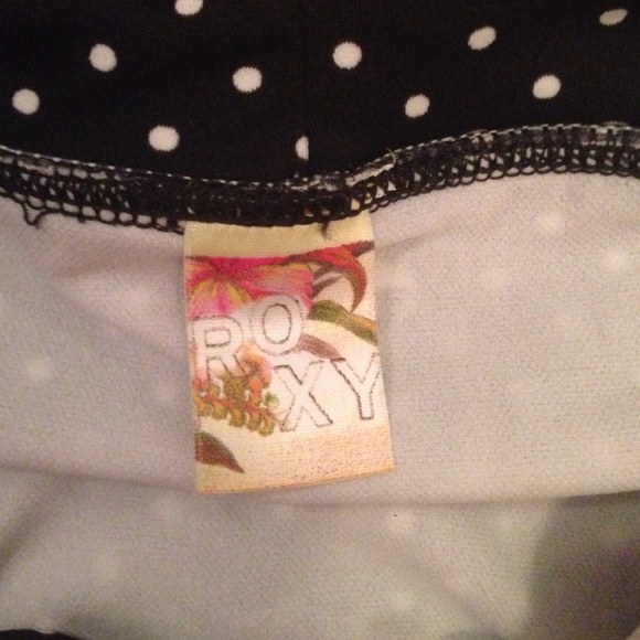 Polka dot bikini! ☀️👙 - Picture 3 of 3