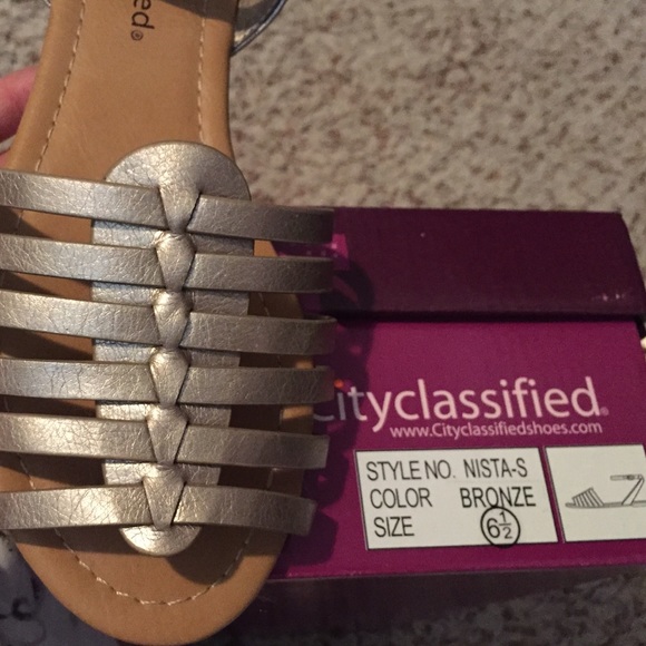City Classified Bronze Sandals - Picture 2 of 4