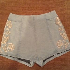 High-Waisted shorts