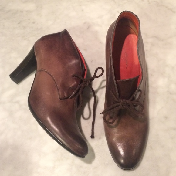 Italian leather Santoni ombré dye booties