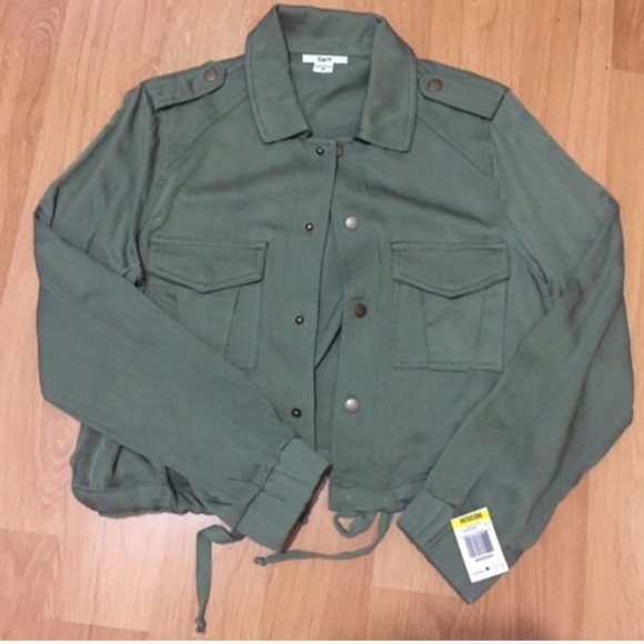 Bar III Crop Military Olive Jacket - Picture 4 of 4