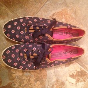 Diamond patterned Keds
