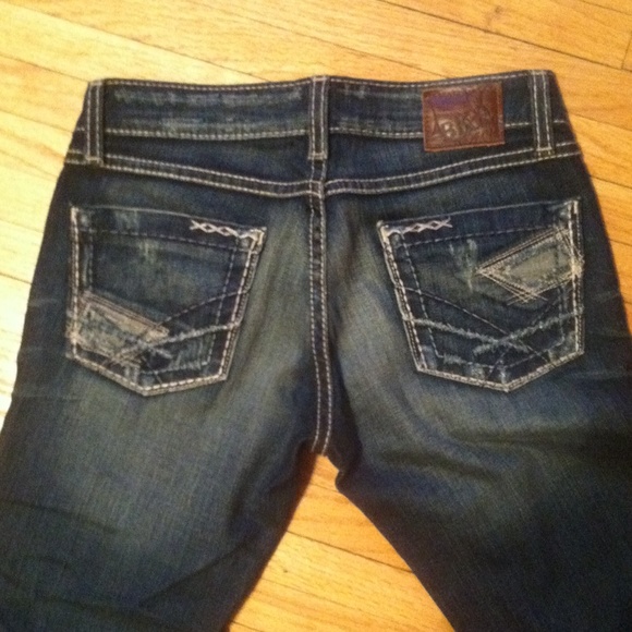 Adorable BKE Stella capris!😍