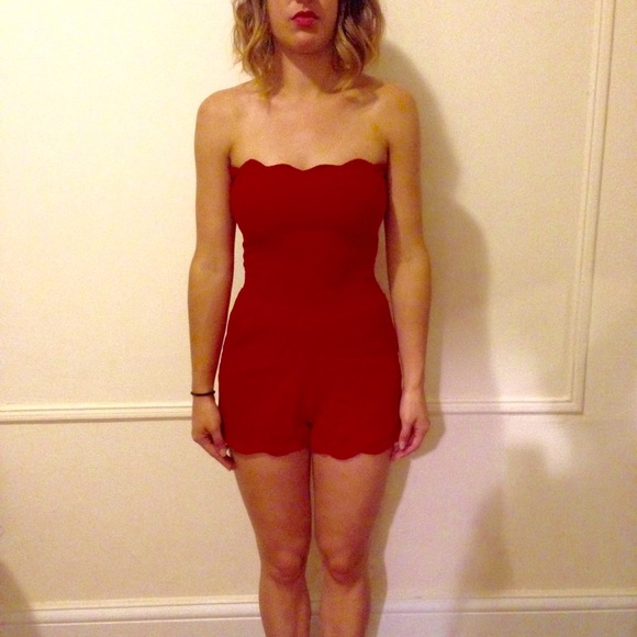 Urban Outfitters Dresses & Skirts - Scalloped romper