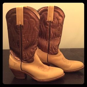Vintage Frye cowgirl boots Vintage Frye cowgirl boots