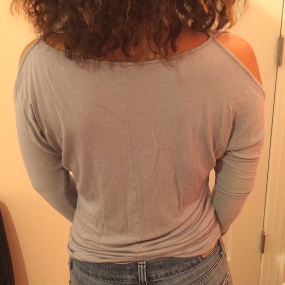 Violet Shirt - Picture 2 of 2