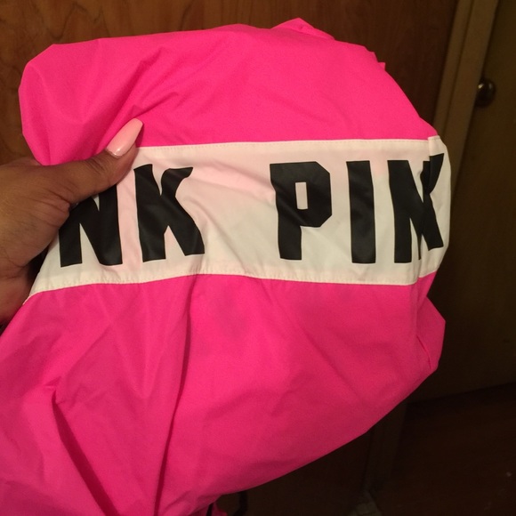 VS PINK HOT PINK limited edition windbreaker