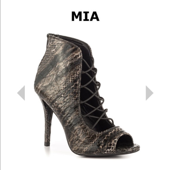 MIA Shoes - Mia size 6.5 heels.