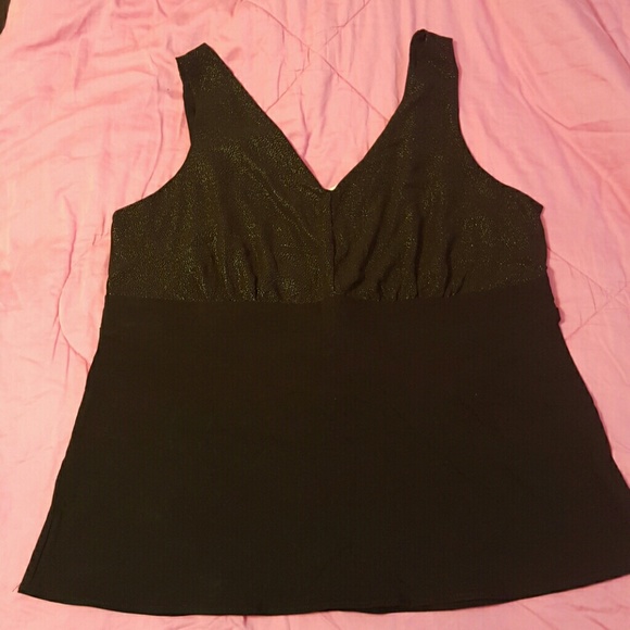 SALE!! NWT Torrid top - Picture 3 of 5