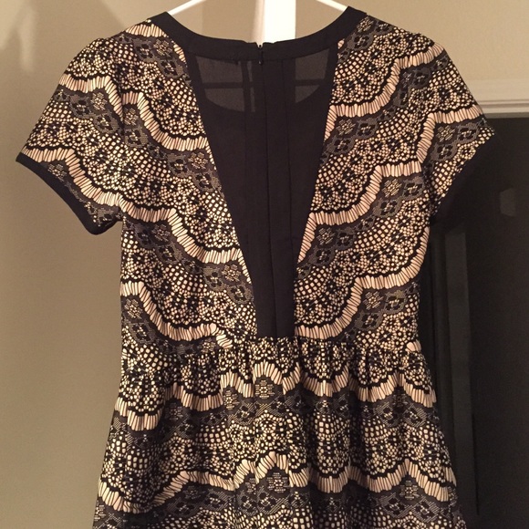 Peplum top - Picture 2 of 3