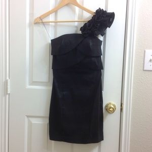 Forever 21 - One shoulder little black dress (S/P)