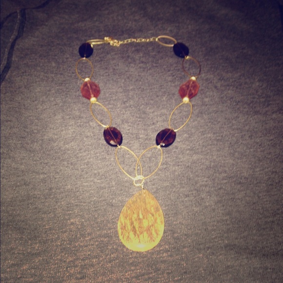 Lia Sophia necklace