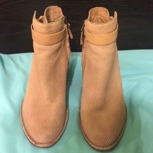 Dolce Vita Booties (natural nubuck)