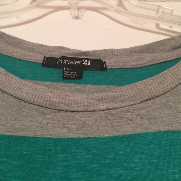 SOLD-Forever 21 Three Quarter Grey and Green Tee - Picture 3 of 4