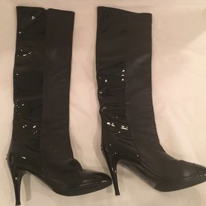 CHANEL Knee high boots. Size 40