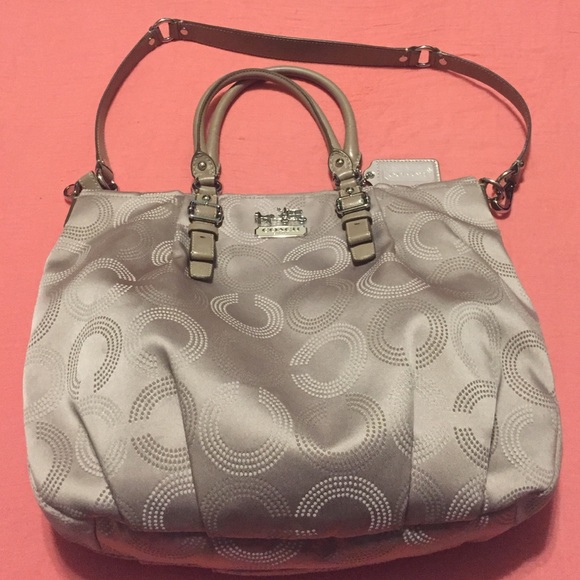 COACH SATCHEL  ✔ SALE - Picture 1 of 4