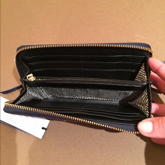 REBECCA MINKOFF THREE ZIP BLUE WALLET. NEW! - Picture 4 of 4