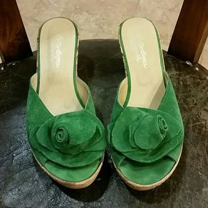 Suede green Italian wedge shoes