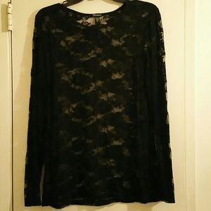 Lace black top