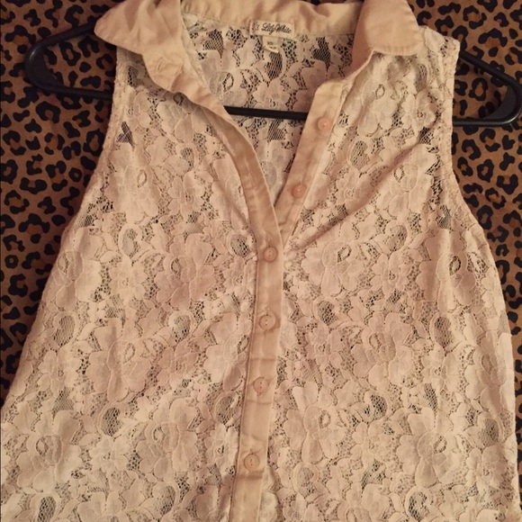 Cream lace collared shirt