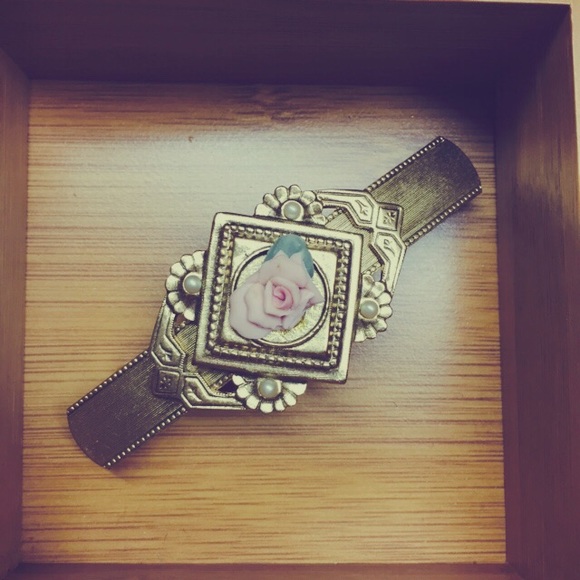 vintage chic hairpin