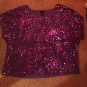 A COMPLETE SHOW STOPPER TOP💕