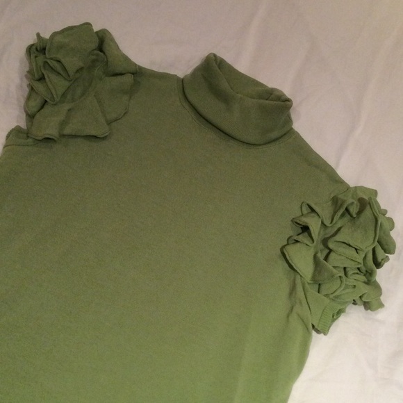 Authentic Valentino cotton ruffle sleeve top! - Picture 1 of 4