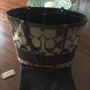 Coach purse and wallet