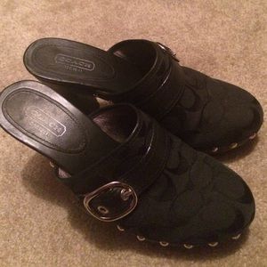 Coach clogs OBO