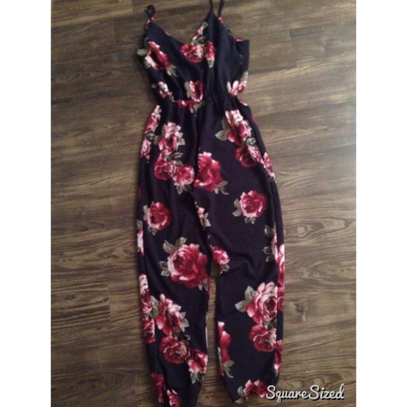 Floral Forever 21 jumpsuit