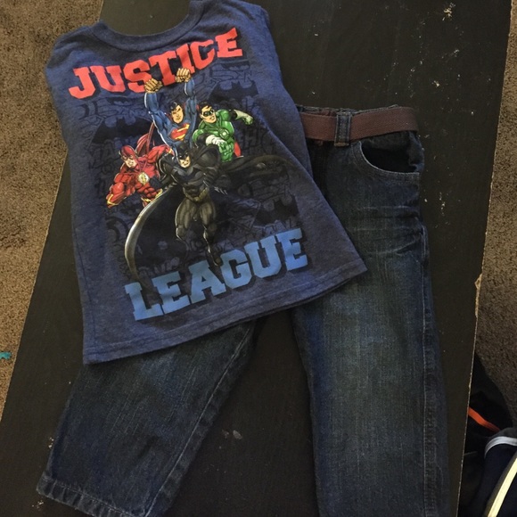 Boys 2T pants with a 3T shirt for boys