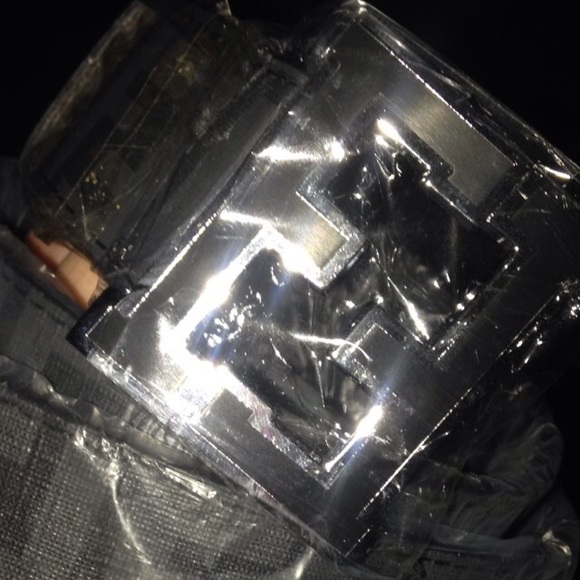 black an grey fendi belt
