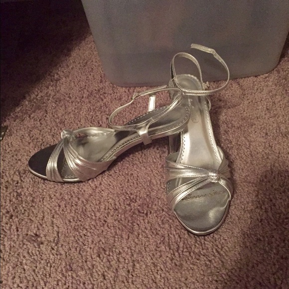 Women's size 7.5 Heels from David's Bridal