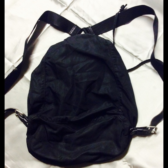 💼AUTHENTIC PRADA BACKPACK, SOLD - Picture 3 of 4