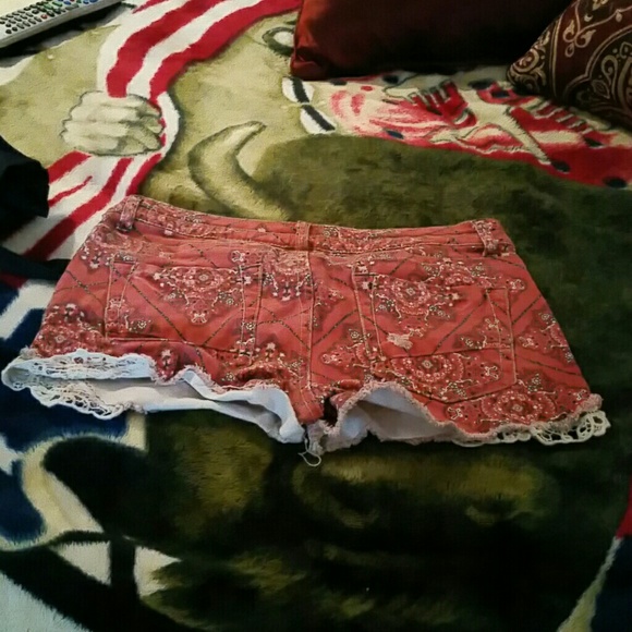 Short - Picture 2 of 2