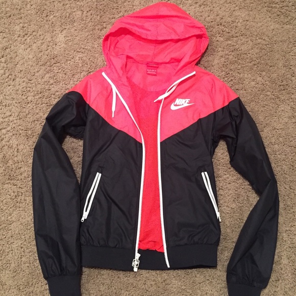 womens pink nike windbreaker