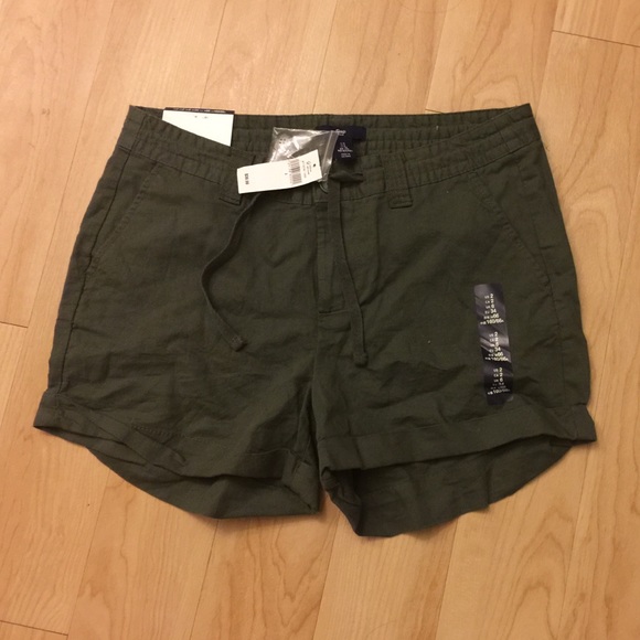 NWT GAP shorts sz 2