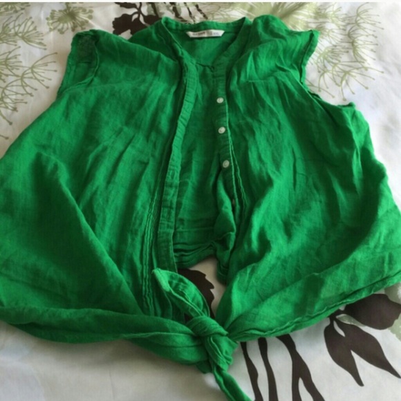 Old Navy Button up tank