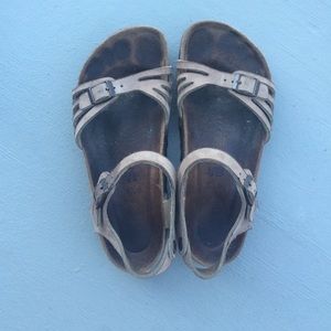 TRADE: Bundle of Keens & Birkenstocks size 40!