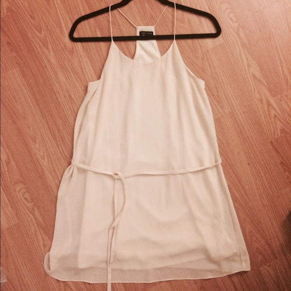 Ivory dress - Picture 4 of 4