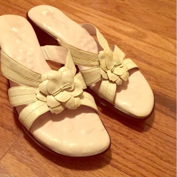 Walking Cradles Shoes - DONATED - Walking Cradles Flower Sandals Leather