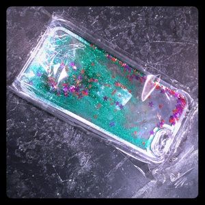 Green iPhone 6 glitter waterfall case ✨