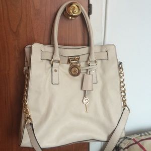 Michael Kors Hamilton in Cream