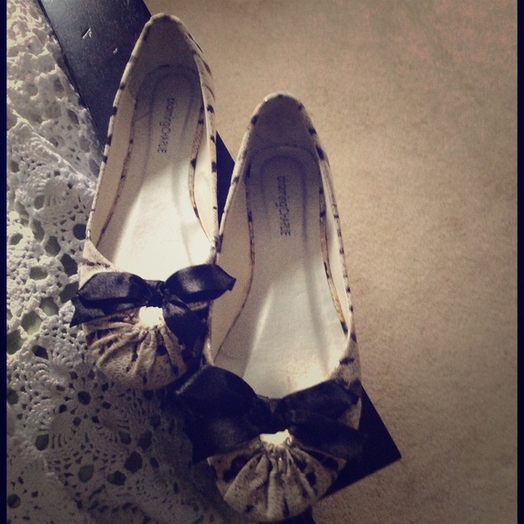 Animal print flats