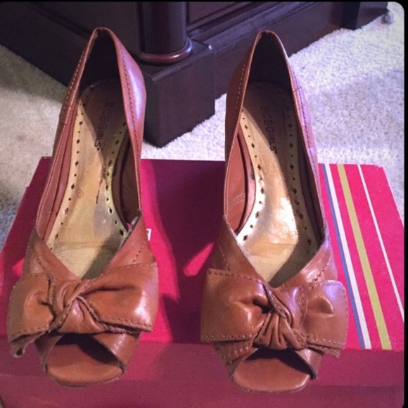 BCBG Shoe