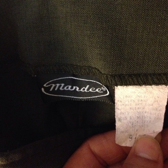 Office attire - Picture 2 of 4