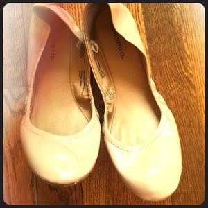 Mossimo supply co nude ballet flats
